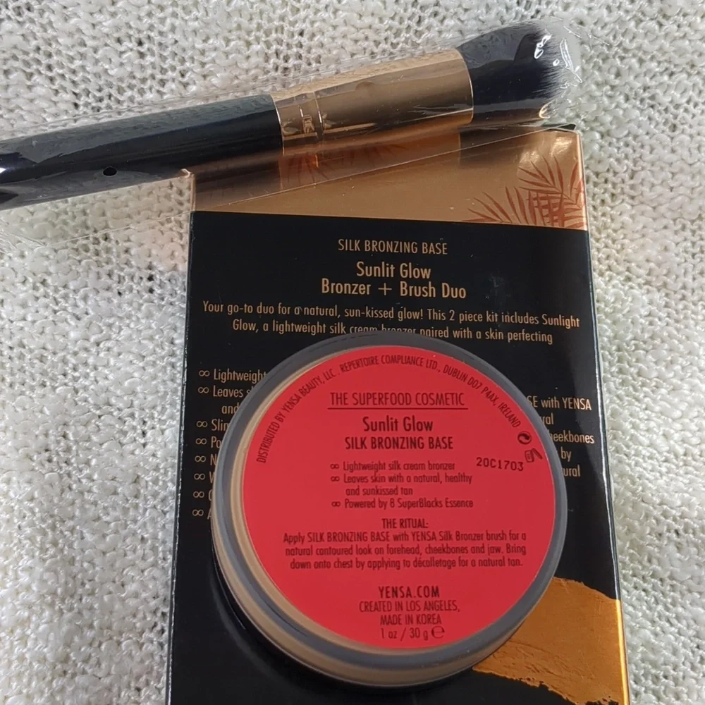 Yensa Silk Bronzing Base in Sunlit Glow, 30g/1.0oz